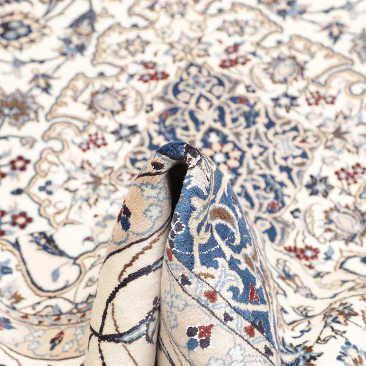 Tapis d'orient, motif oriental noué main en laine et soie