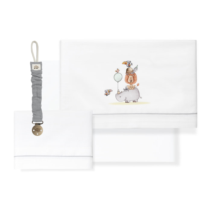 Juego de Sábanas para Cuna mod. Estampado  Rino-León con Broche Muselina