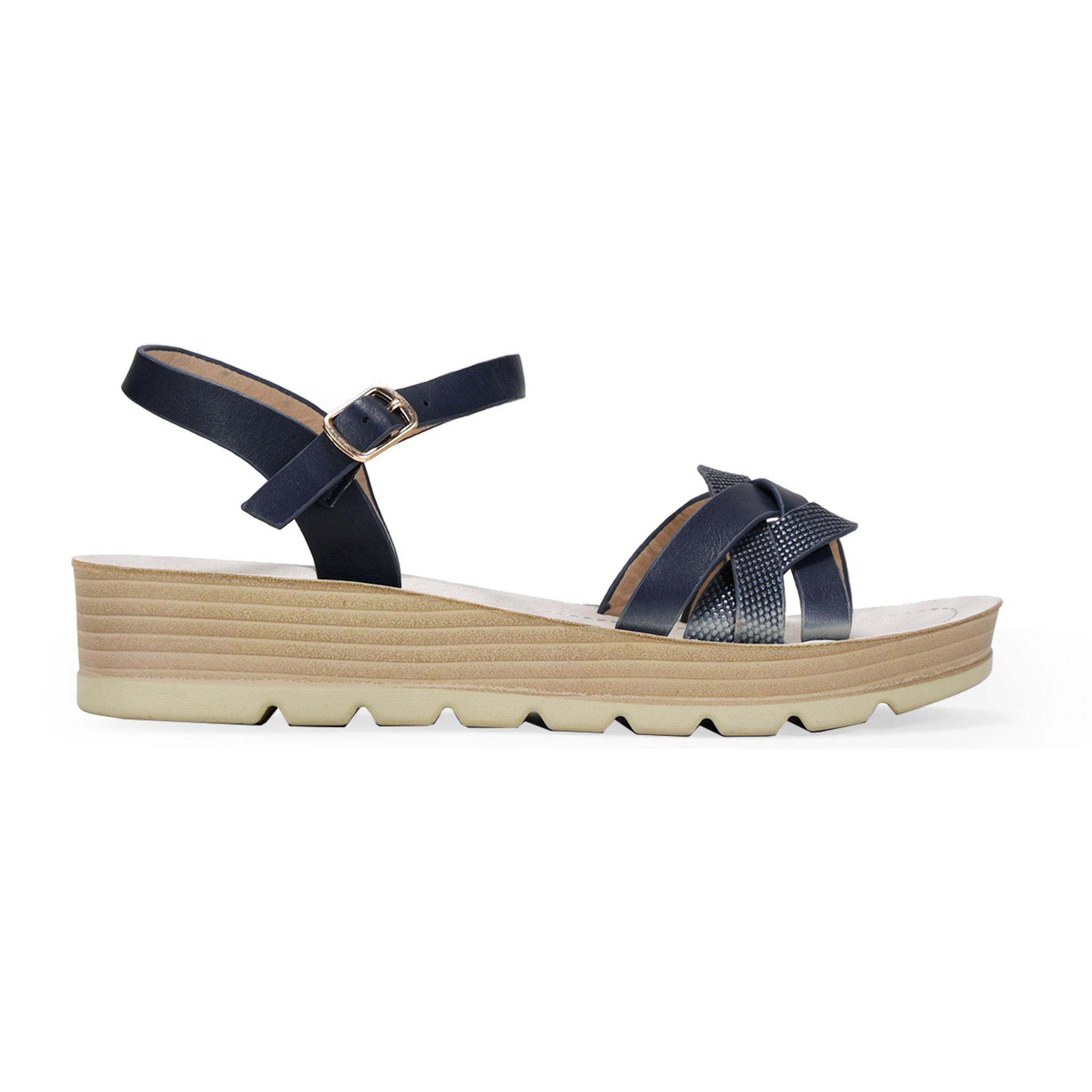 Sandalias azules con cuña y hebilla