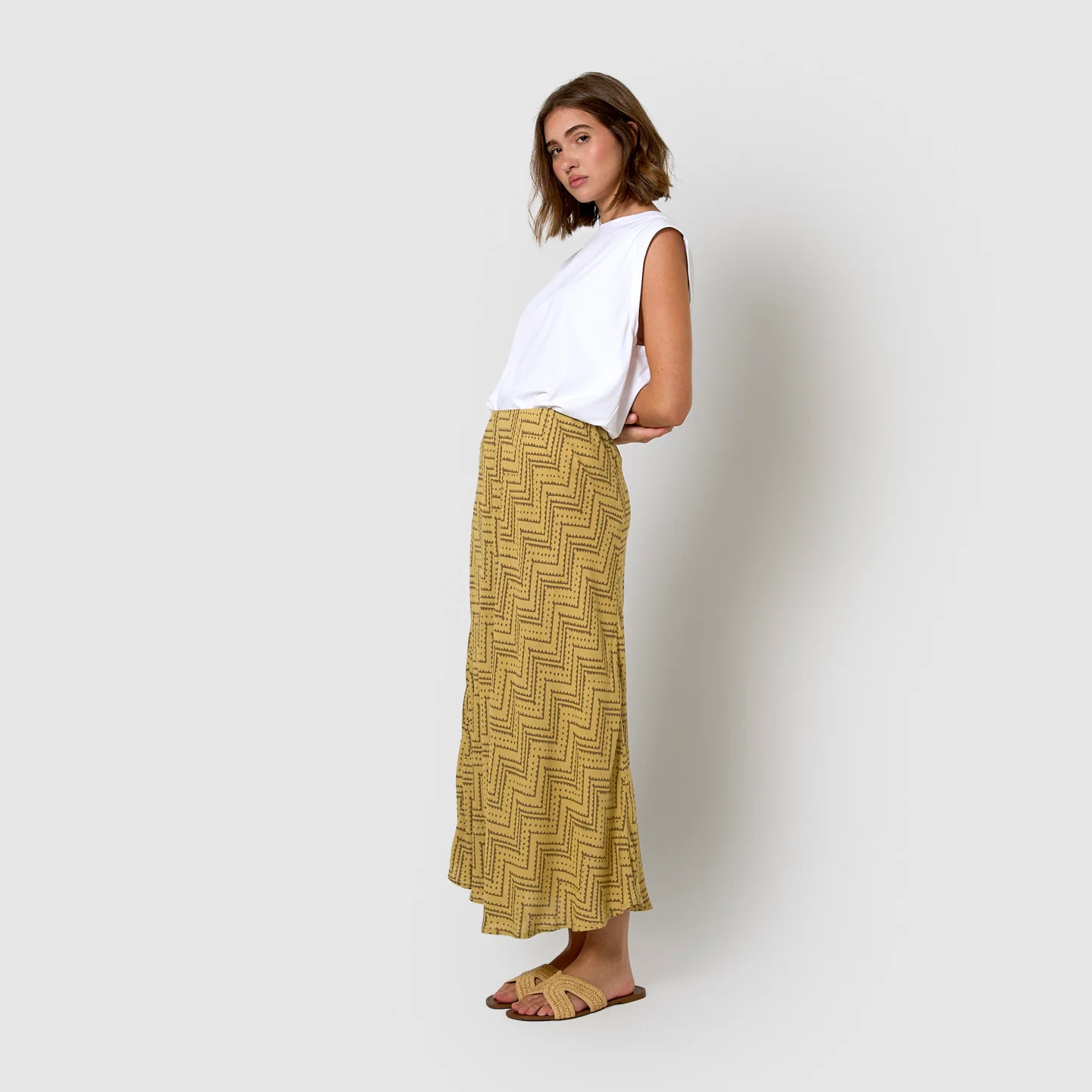 Falda midi bambula detalles plisados conwy verpistacho