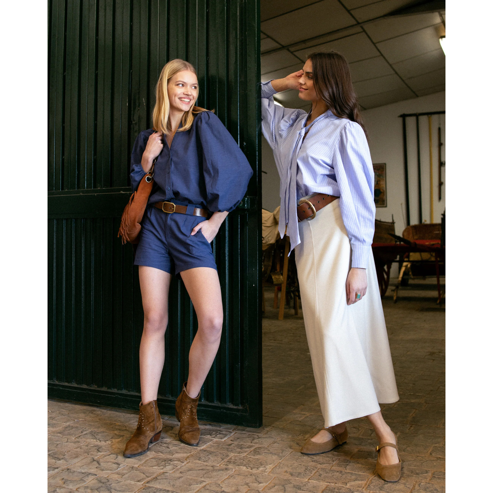 Falda larga de sarga