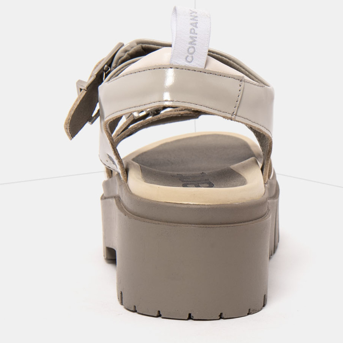 Sandalias 2041 NAPPA SHINNY CINDER / LEEDS color Cinder