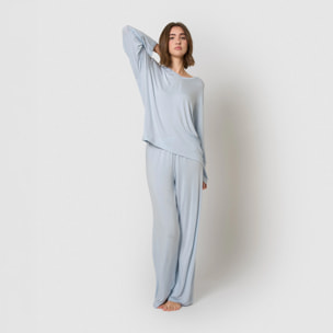 Pijama largo de viscosa celeste