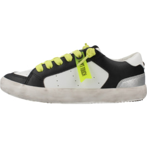 Zapatillas Niña de la marca GEOX  modelo J GISLI GIRL NEGRO