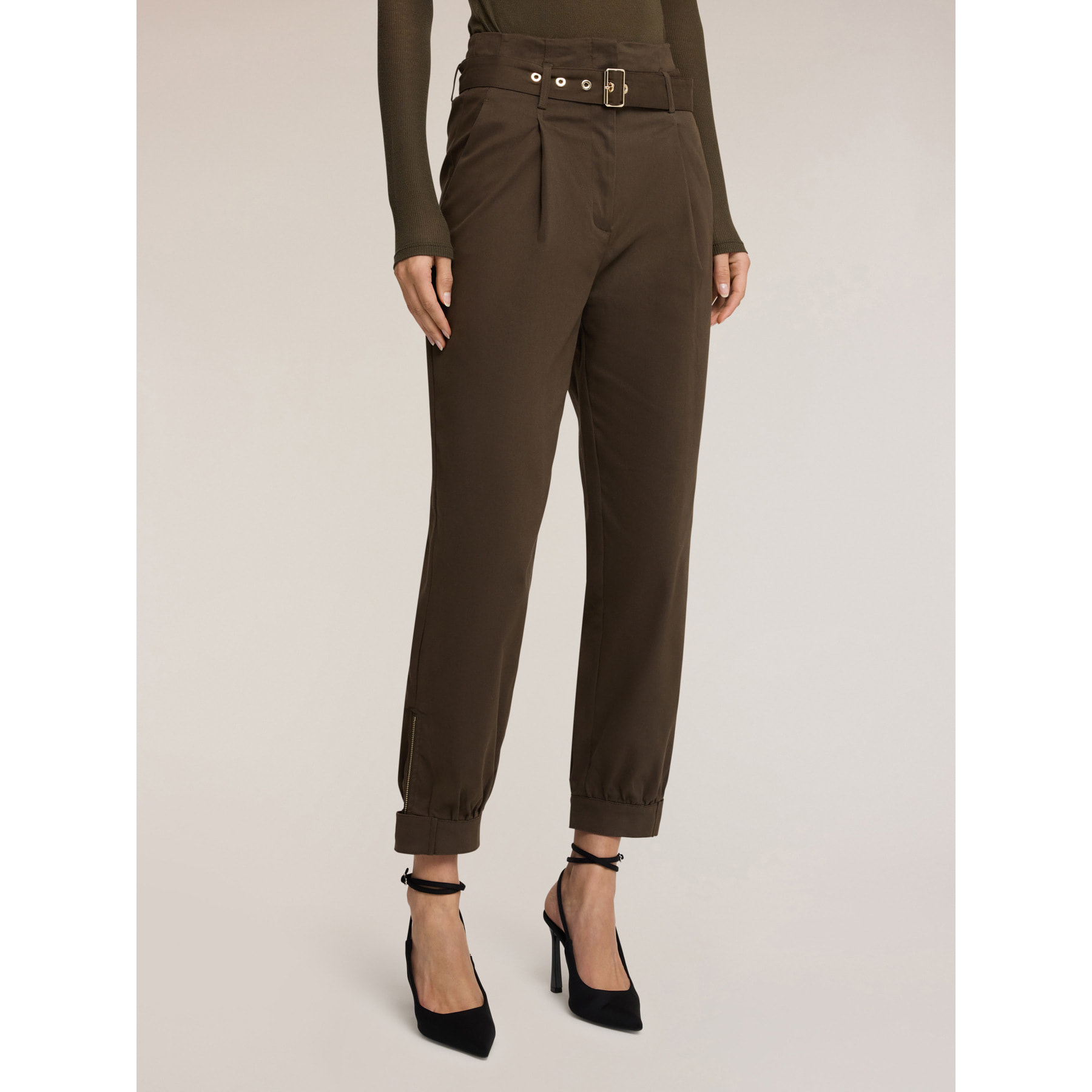 Motivi - Pantaloni baggy in tessuto armaturato - Verde militare