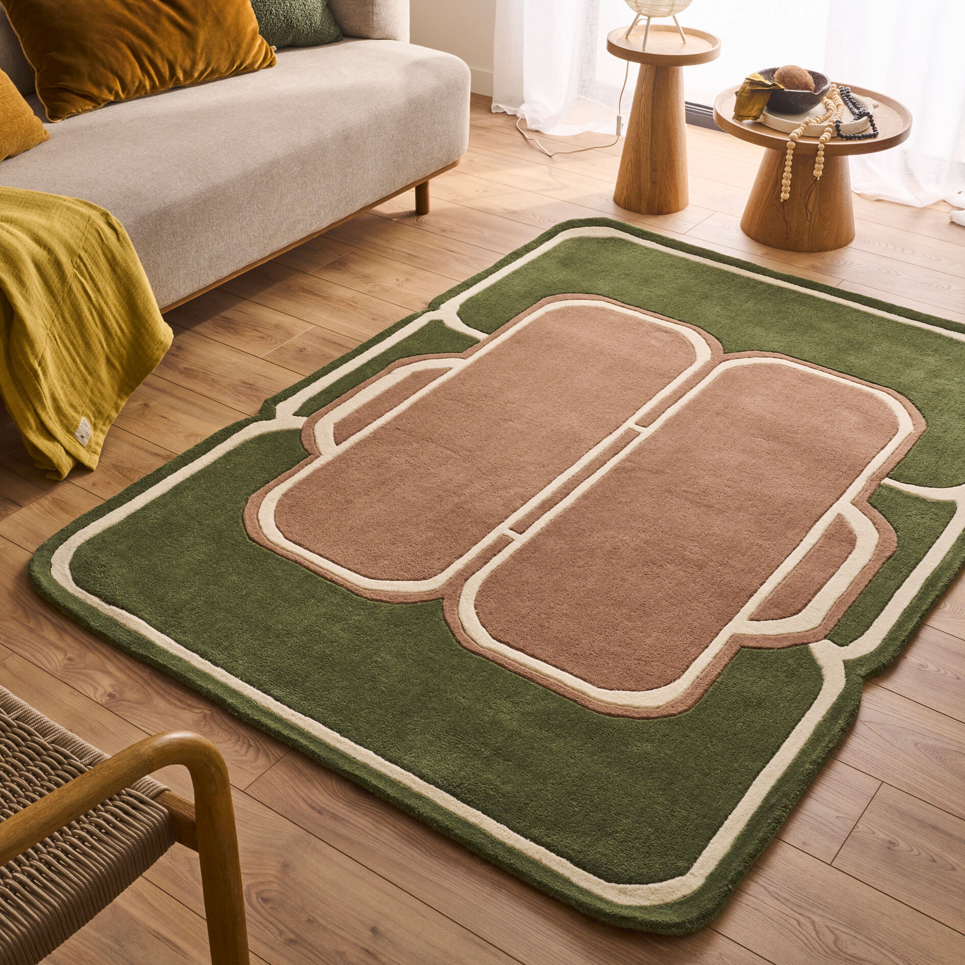 PANTONE - Tapis en laine fait main CEDRE BLANC à motif géométrique vert