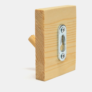 Colgador de pared de madera maciza en tono olivo de 8x6cm Alto: 8 Largo: 6 Ancho: 1.4