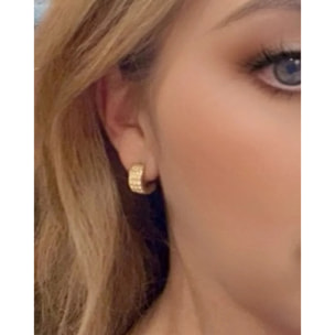 Pendiente Dots medio aro en dorado