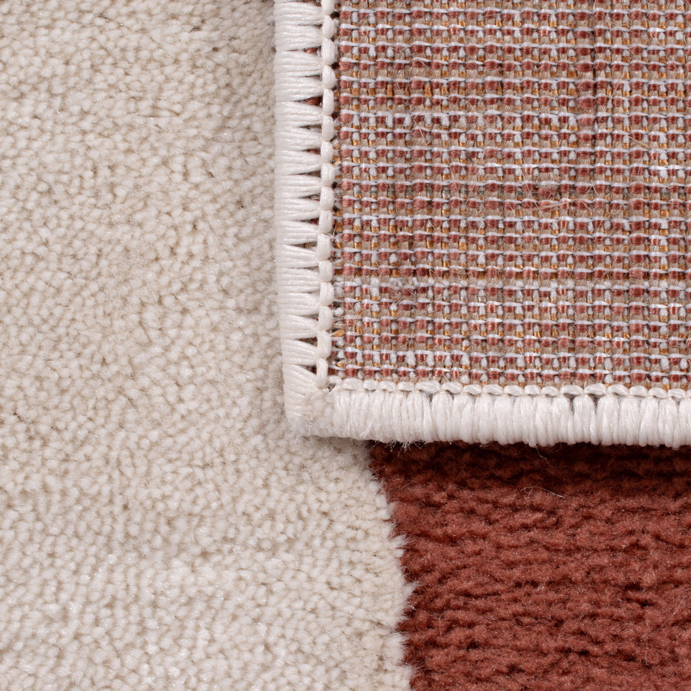 NELY - Tapis de salon à poils ras motif vague - Brun
