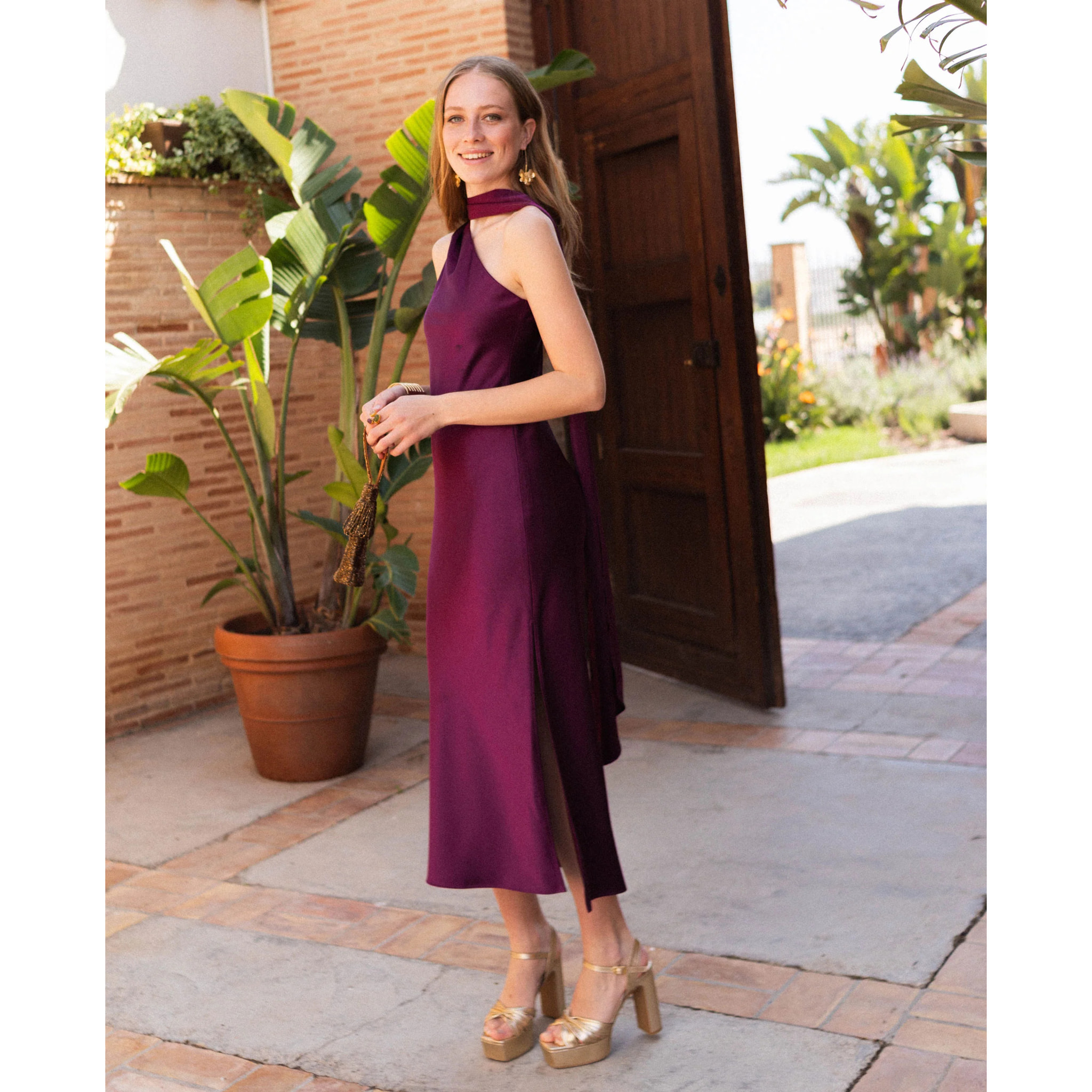 Vestido midi asimétrico con lazada