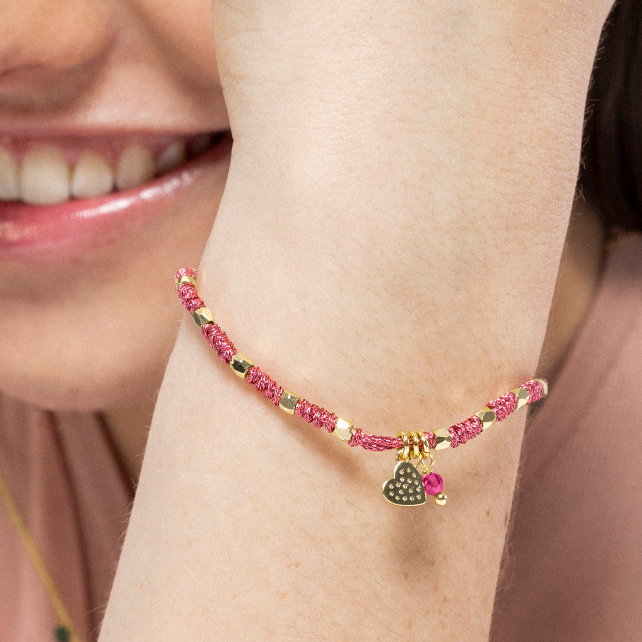 Pulsera Corazón acabado oro amarillo 18k
