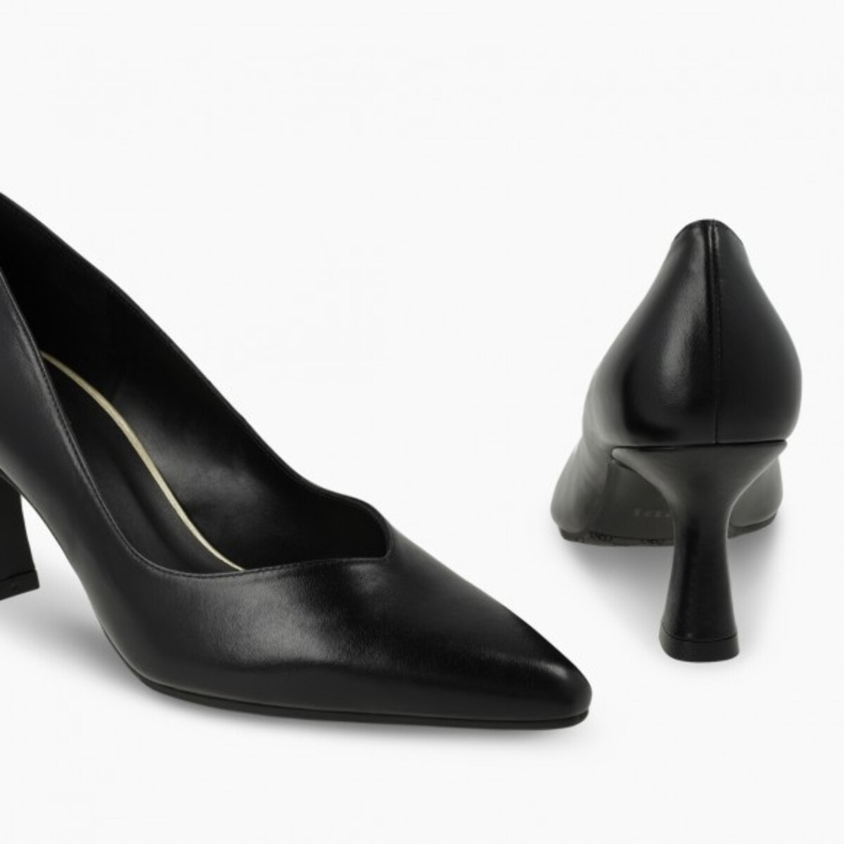 ZAPATOS DE SALÓN NEGROS GOBERTO