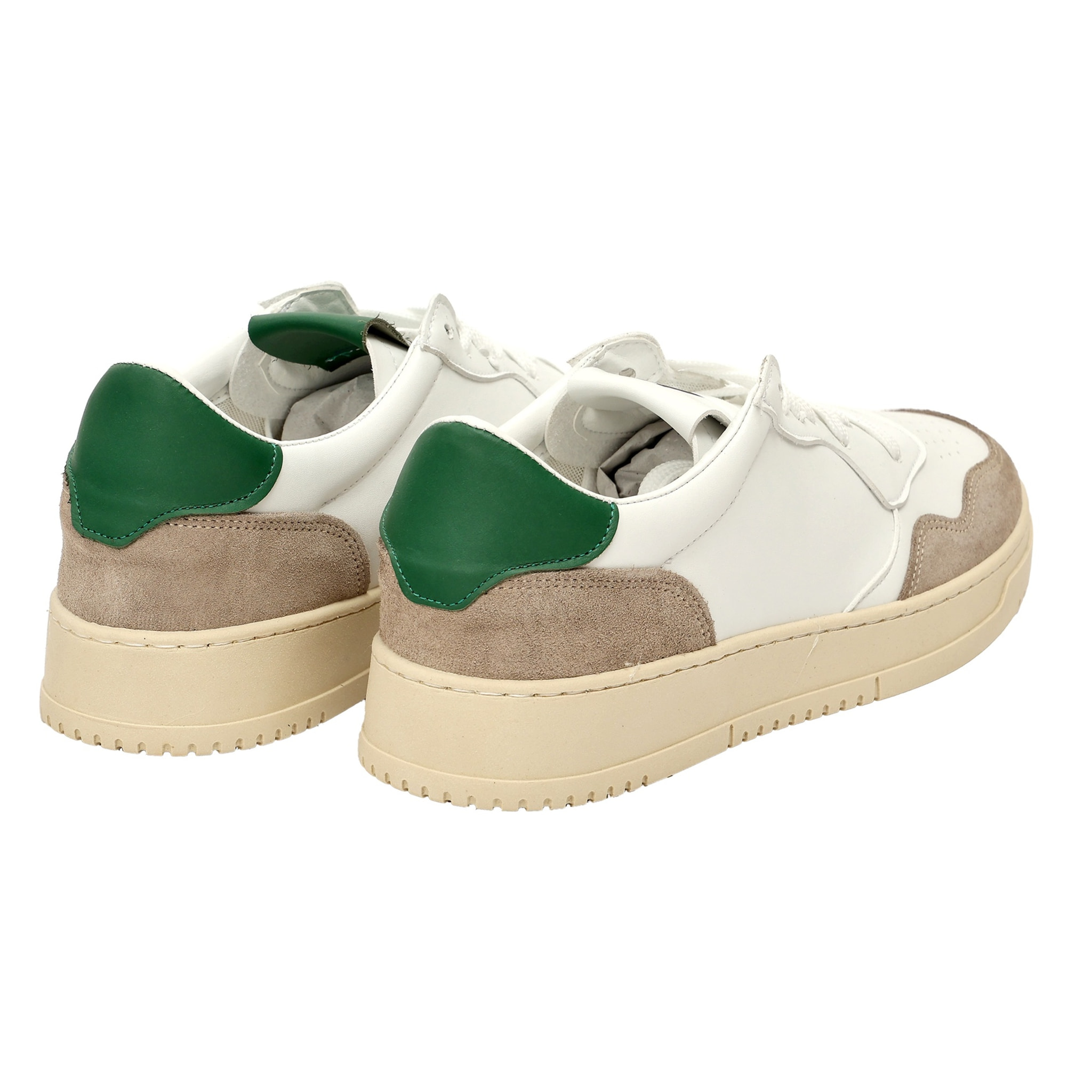 Sneakers in pelle con inserti in camoscio