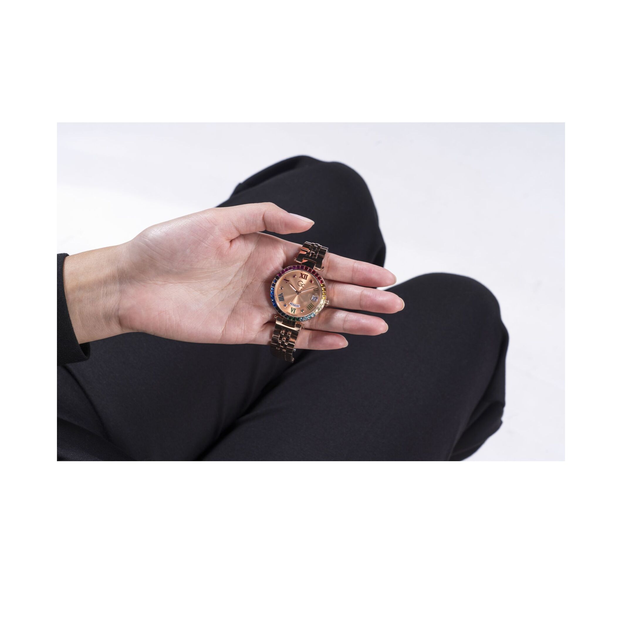 Gc Reloj De Cuarzo Con Fecha Y Día Gc Flair Crystal