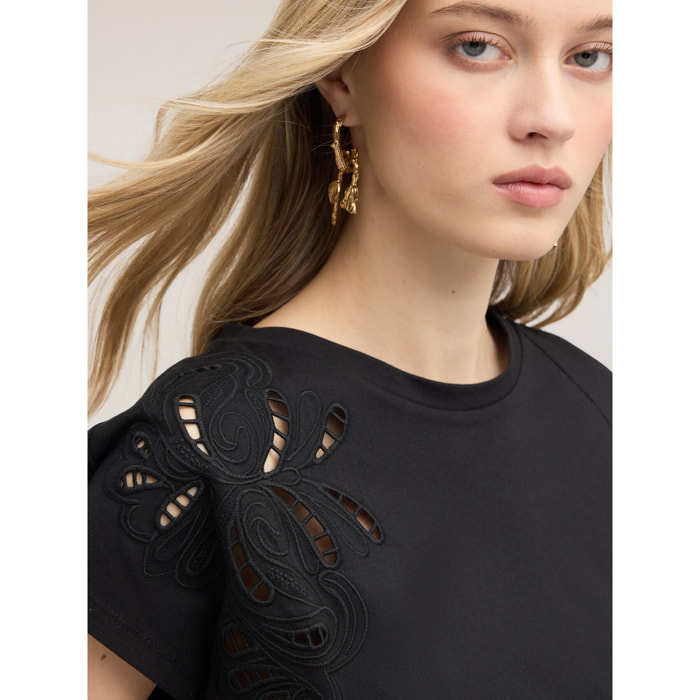 Motivi - T-shirt in jersey con ricami sangallo - Nero