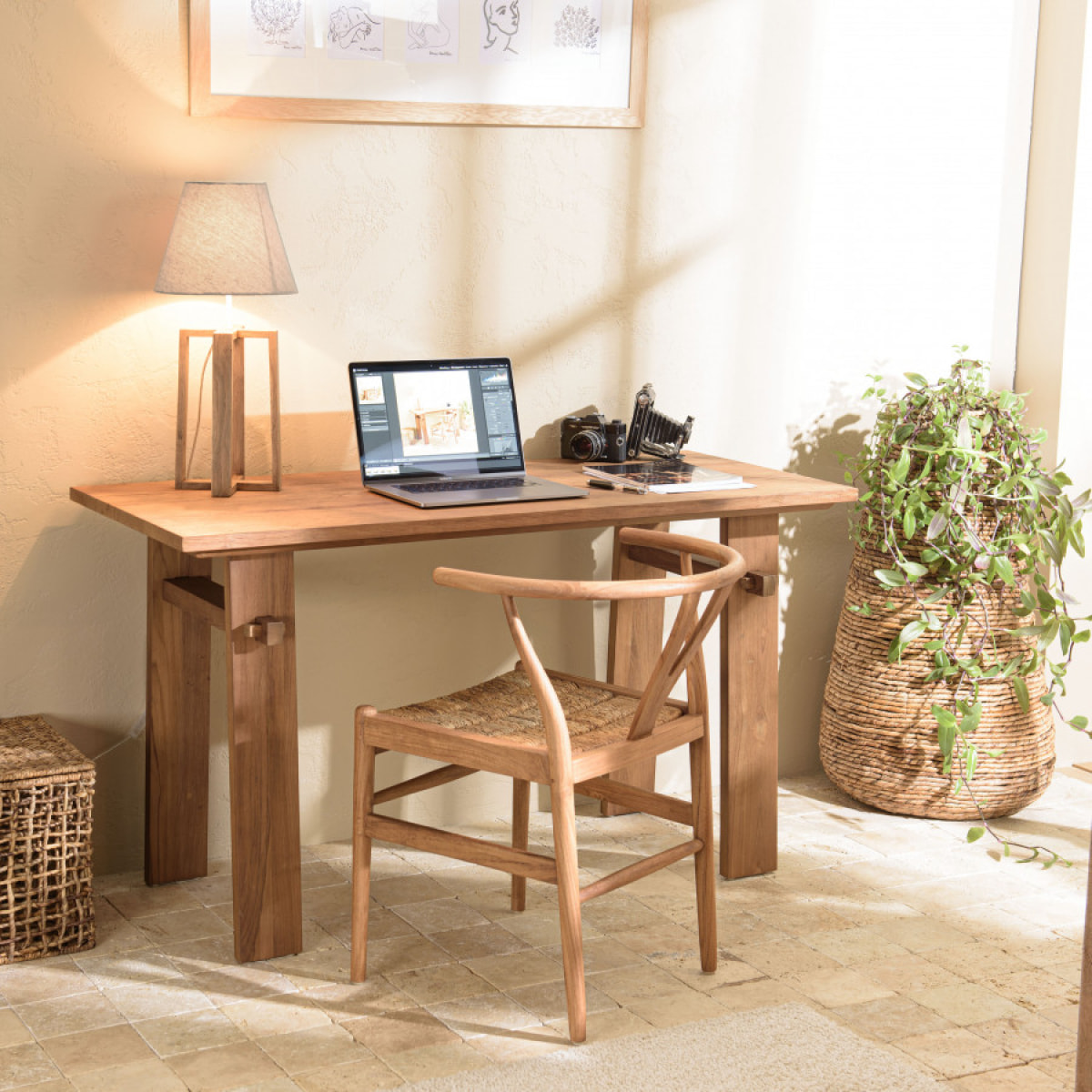 ALIDA - Bureau 140x60cm en bois de teck recyclé