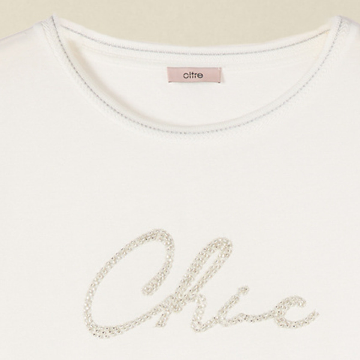 Oltre - T-shirt con ricamo lettering - Bianco