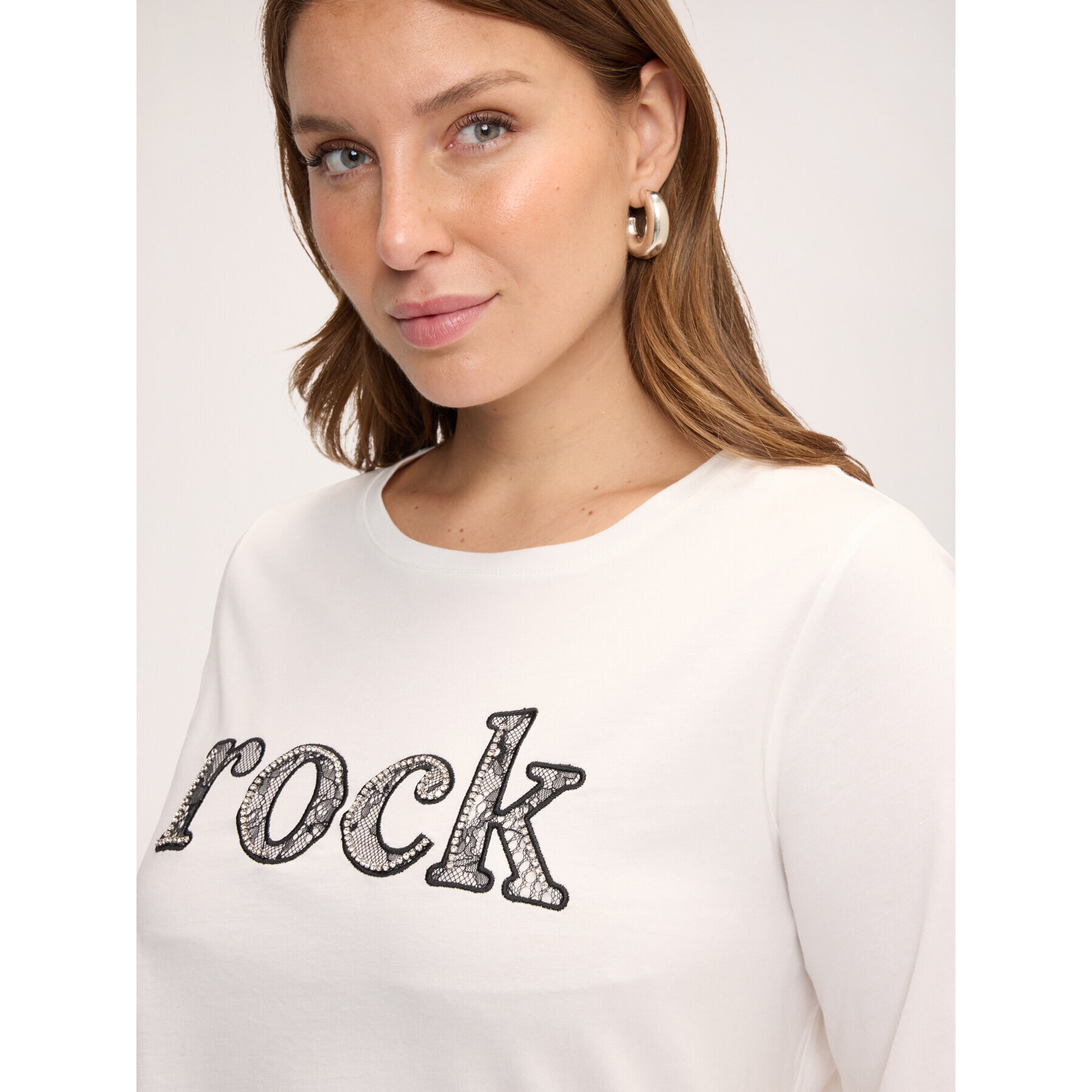 Fiorella Rubino - T-shirt in cotone con scritta in pizzo - Bianco