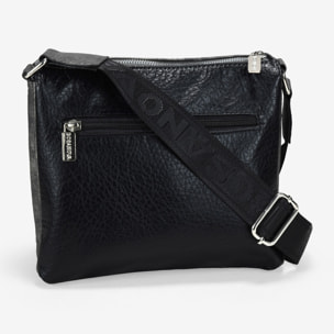 Bolso bandolera negro con cremallera y tachas