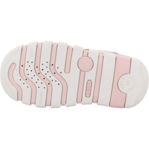 Zapatillas Niña de la marca GEOX  modelo B6658A 05402 ROSA