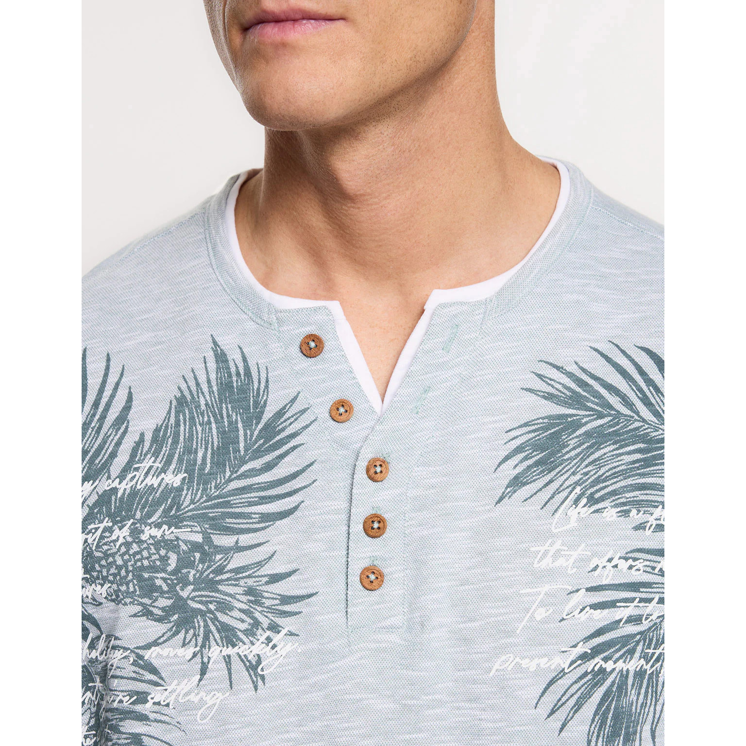 Camiseta Manga Corta Estampado Tropical Verde - Cliffs