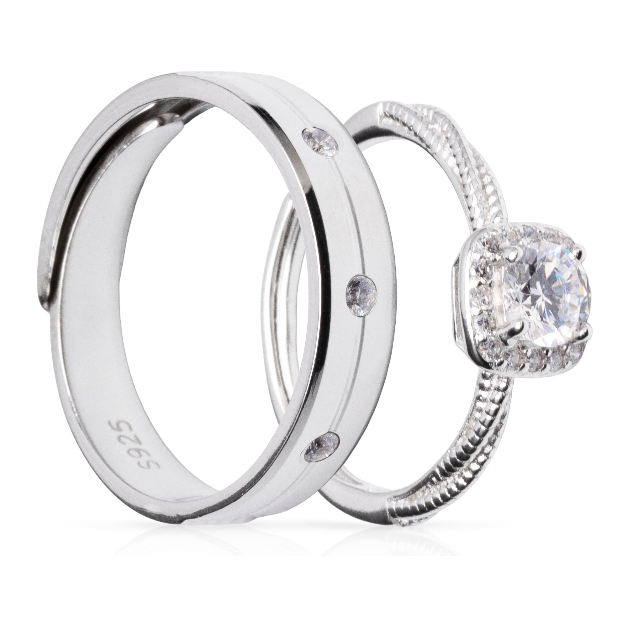 Anillos de compromiso a juego con diseño diamantes en plata de ley 925. Ajustables.