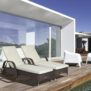 Conjunto de 2 Tumbonas de Ratán de Jardín Chaise Longue con Respaldo Ajustable en 5 Posiciones Cojines Acolchados Reposacabezas y 2 Ruedas 200x73x56-103 cm Crema y Marrón
