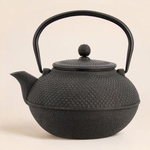 Théiere osaka 1.5l en fonte noire