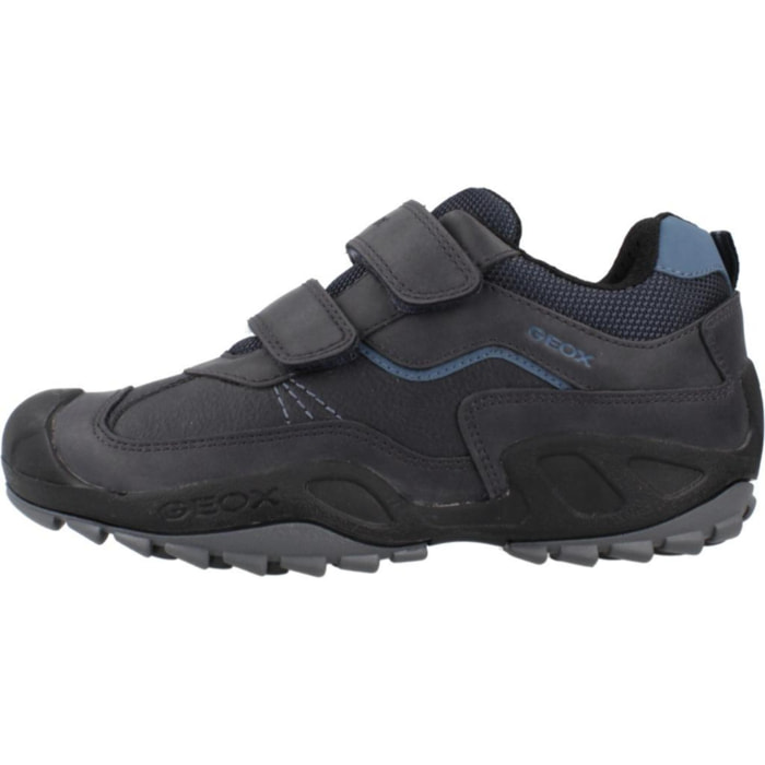 Zapatillas Niño de la marca GEOX  modelo J NEW SAVAGE BOY A GRIS