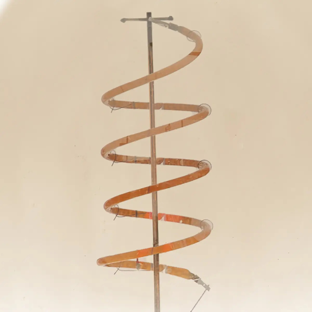 Ampoule LED "Globe" ambrée - filament torsadé E27 D13 cm