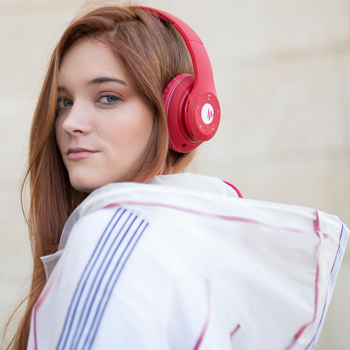MAGNUSSEN H1 HEADPHONES en color Rojo