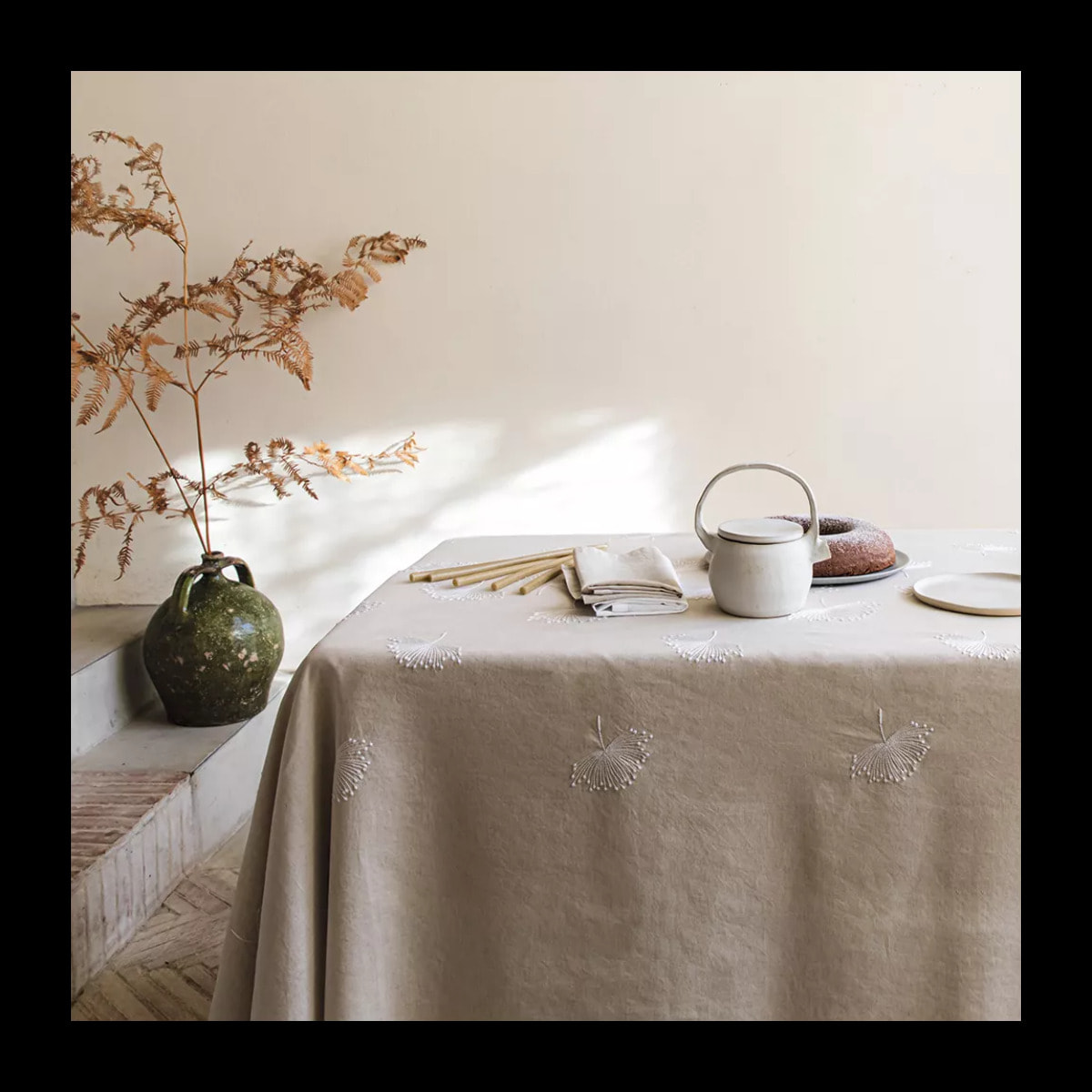 Serviette lin & coton lavé brodé beige Brise d'ete naturel