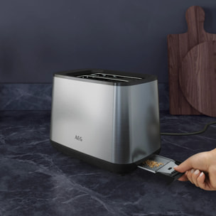 AEG Tostadora de acero inoxidable con siete niveles de tostado T3-1-3ST