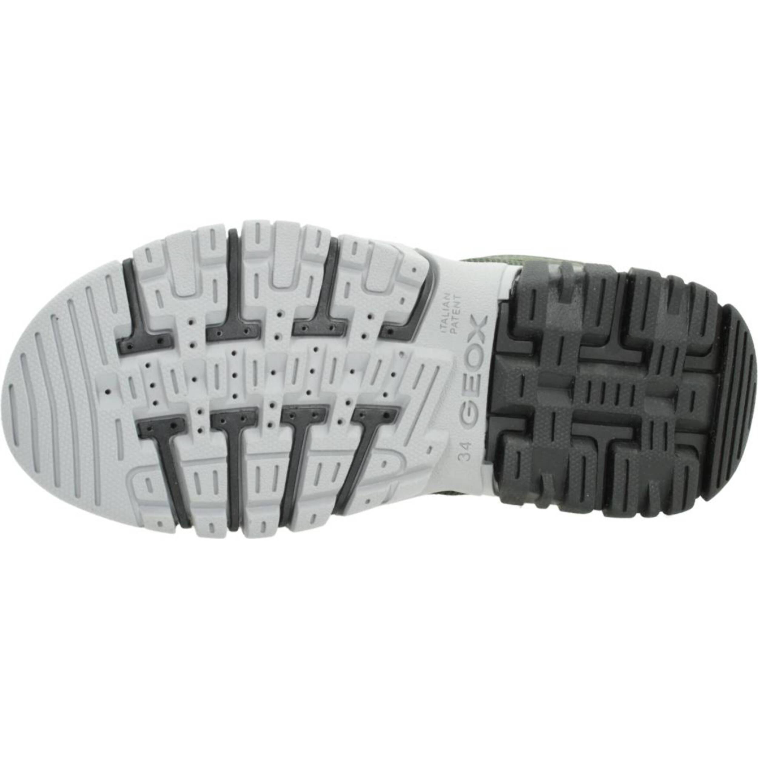 Sandalias Niño de la marca GEOX  modelo J SANDAL DYNOMIX BOY VERDE