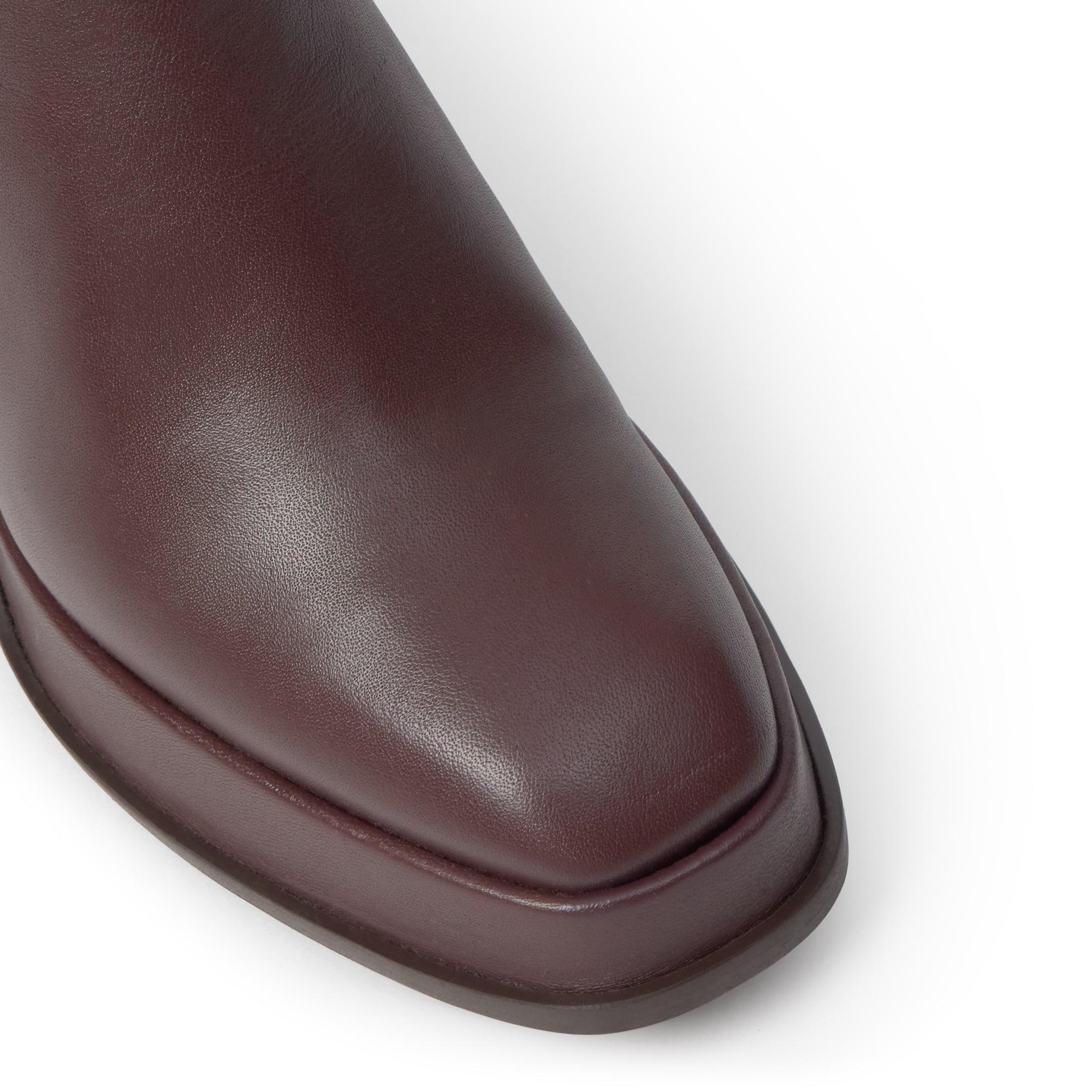 Botín de tacón Bimba en napa con cierre elástico