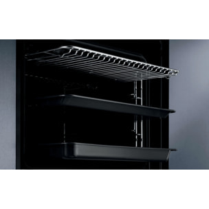 Electrolux Horno multifunción Serie 500 SurroundCook con limpieza pirolítica EBF4P46X