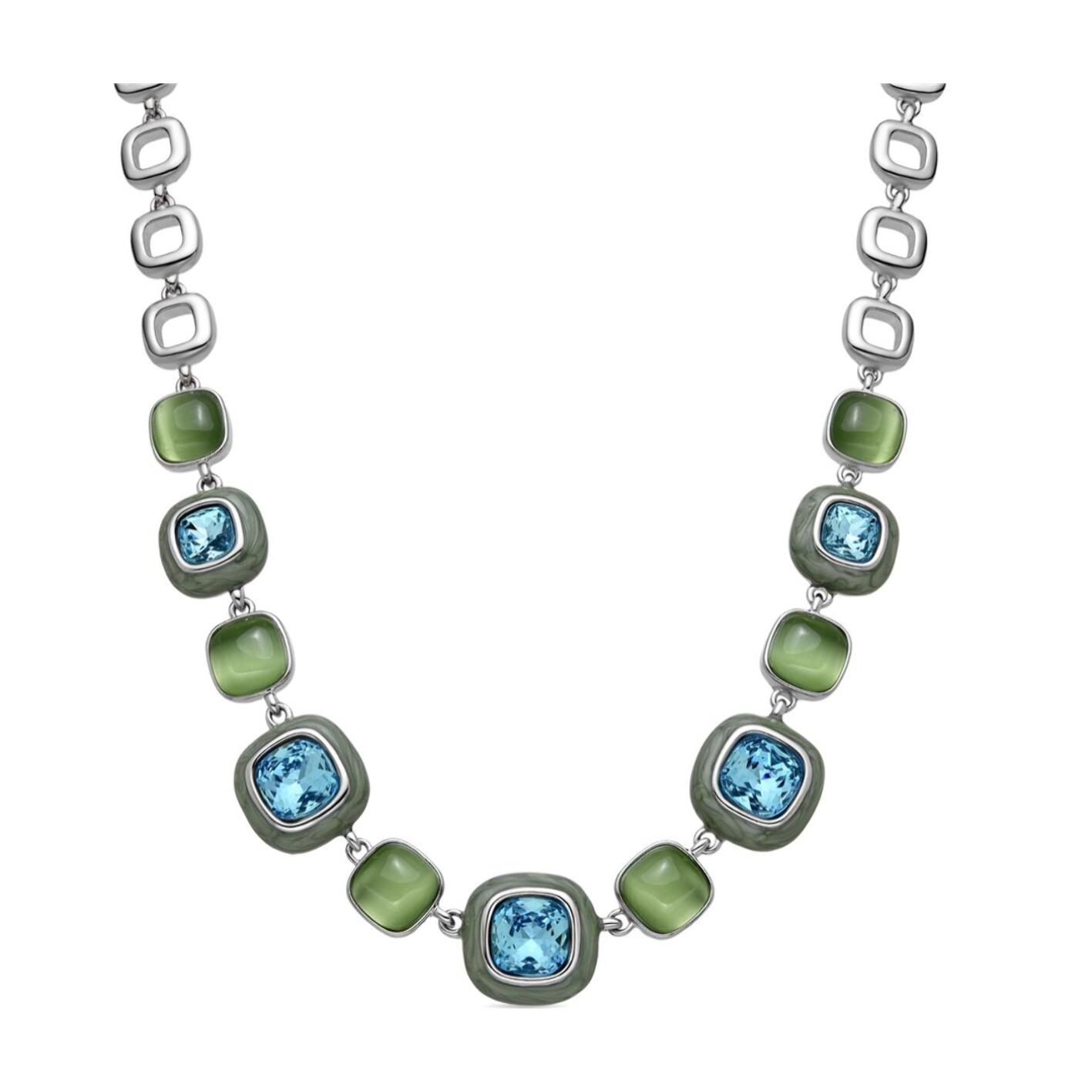 Collar con Cristal Azul acabado plata