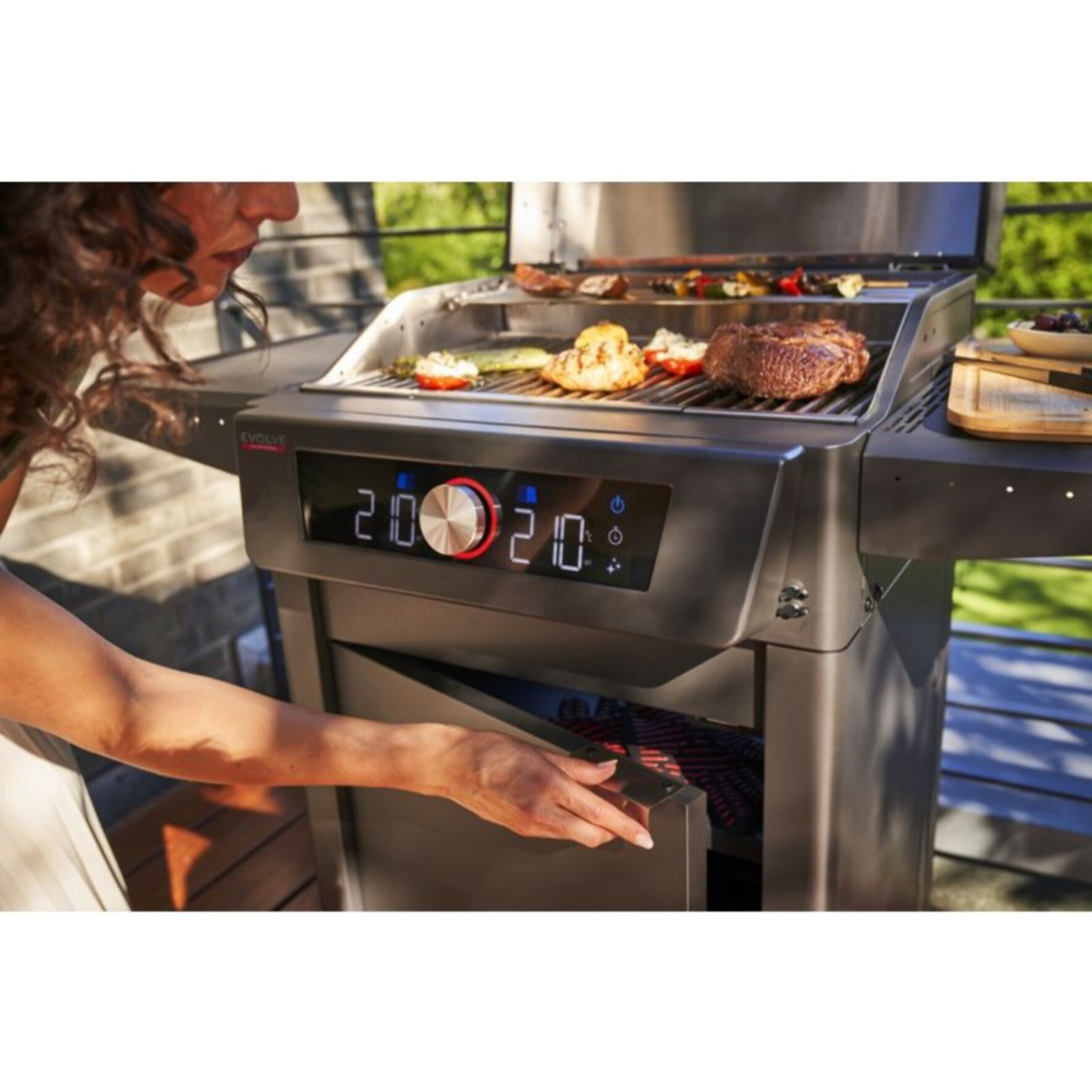 Barbecue électrique CHAR BROIL Evolve Electrique