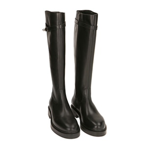 Botas de cuero negro