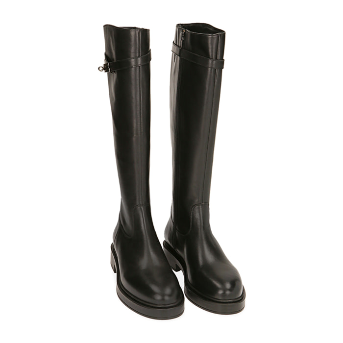 Botas de cuero negro