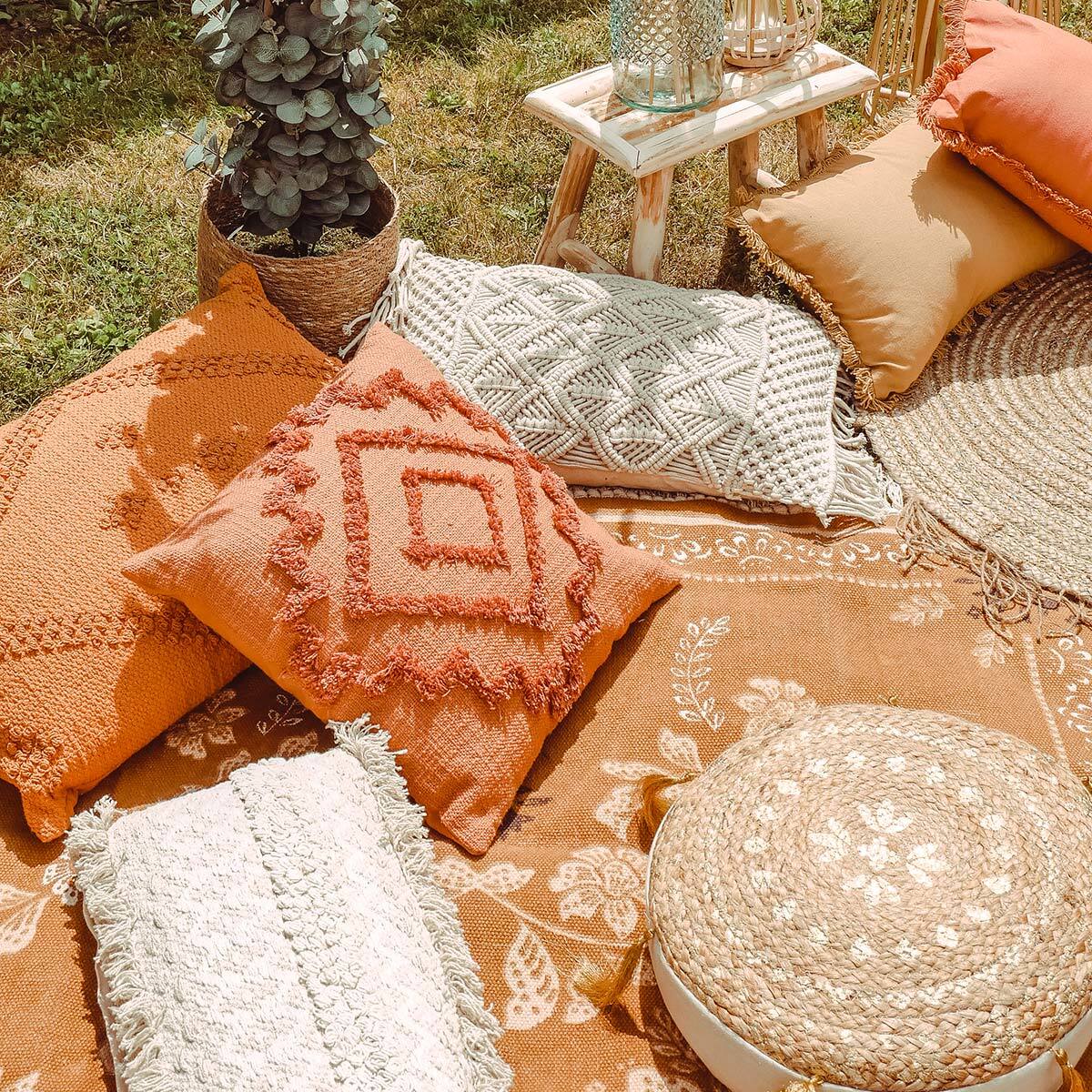 Coussin "Inca" en coton tufté terracotta 40x40 cm