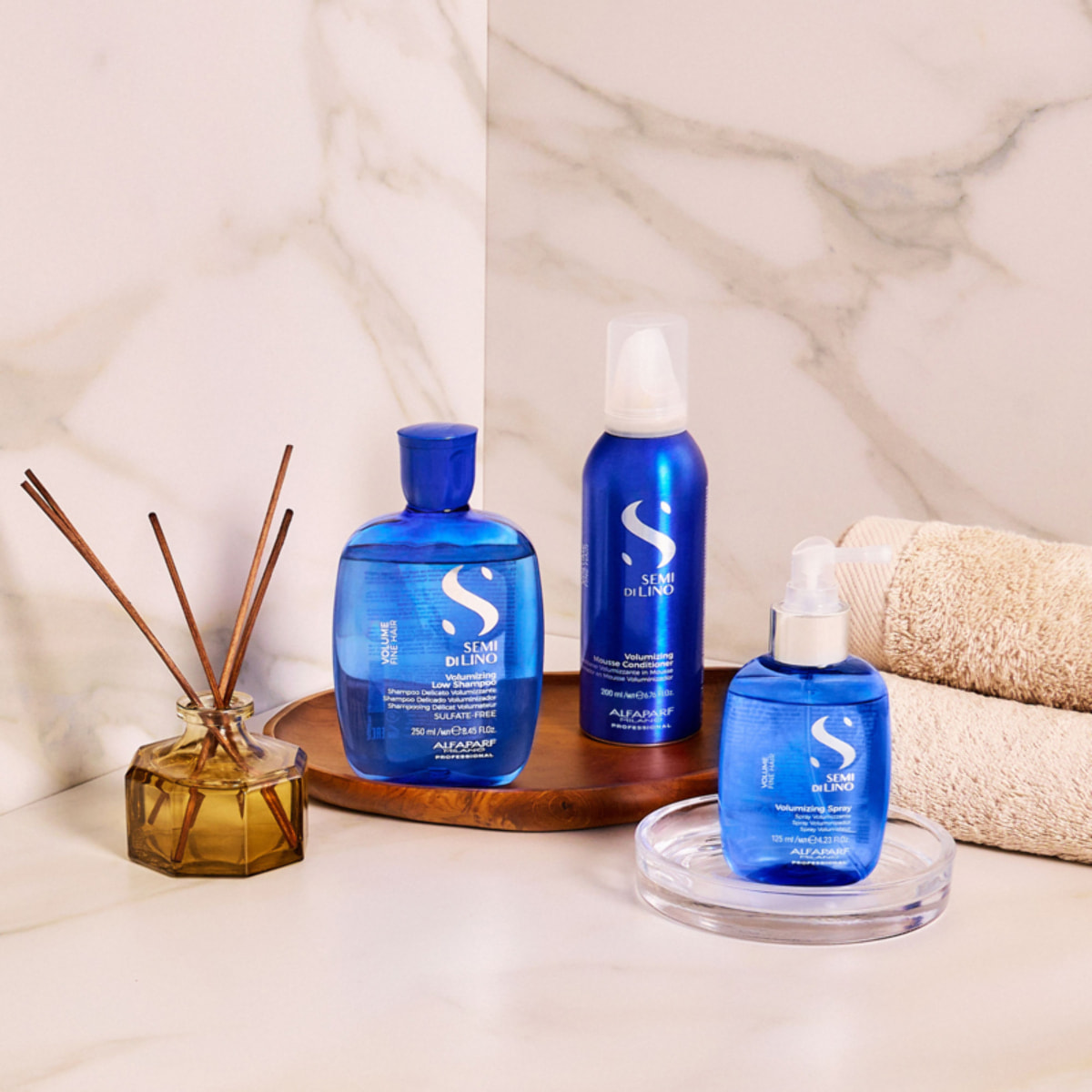 ALFAPARF Kit Semi Di Lino Volumizing Low Shampoo 250ml + Balsamo 200ml + Spray