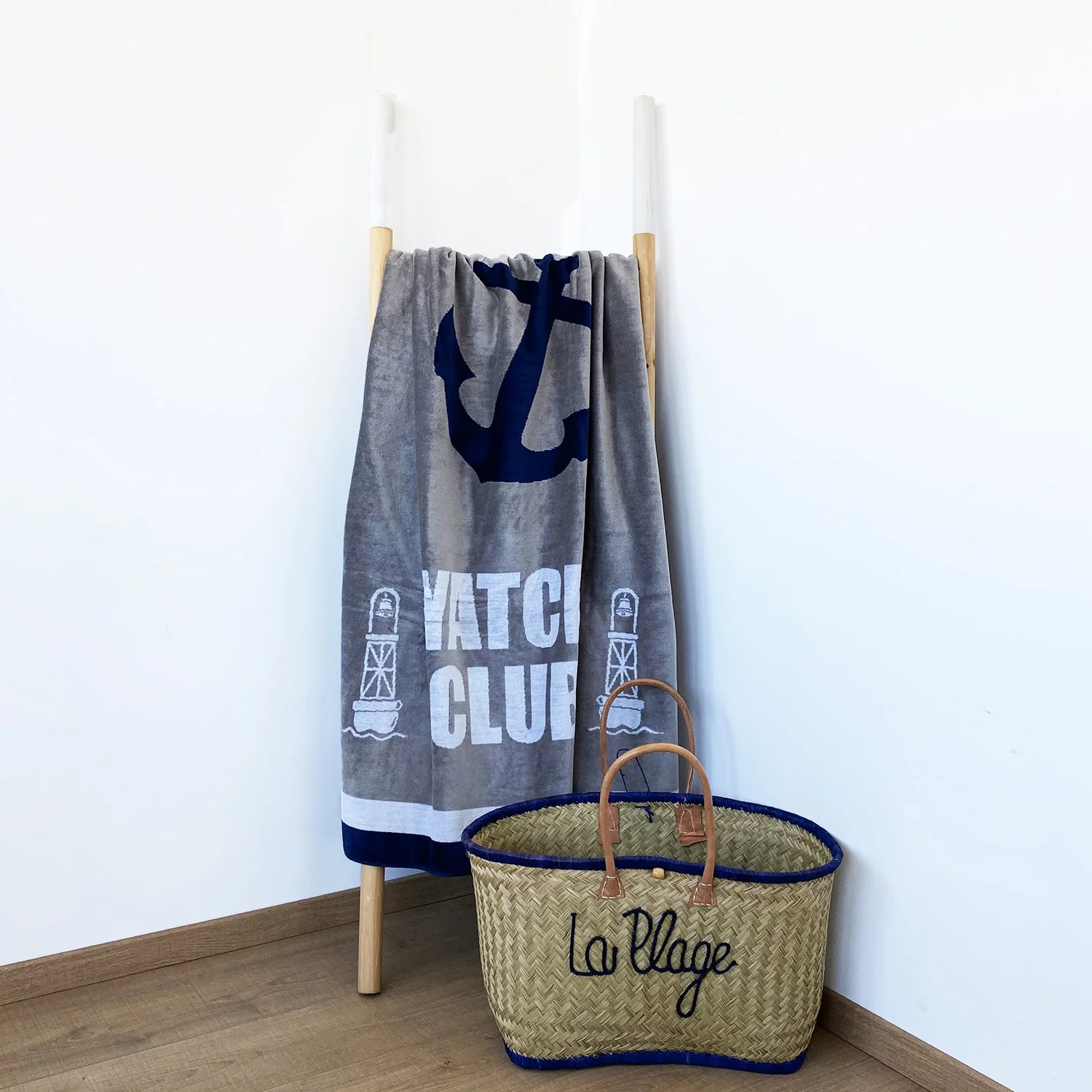 Serviette de plage éponge velours Jacquard Yacht Club 95x175 440 g/m²