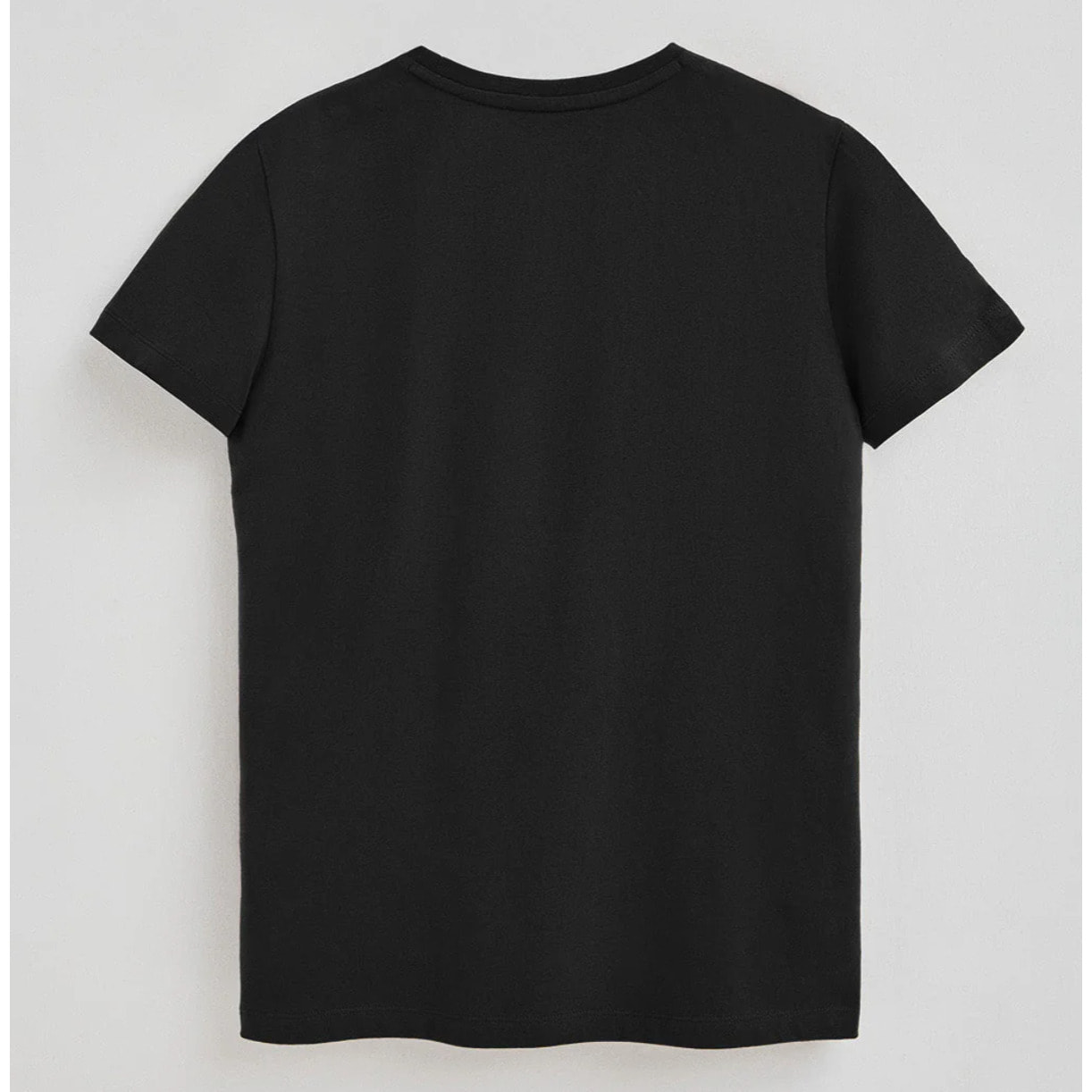 Camiseta negra con cuello de pico y logo Rigby Go Gold