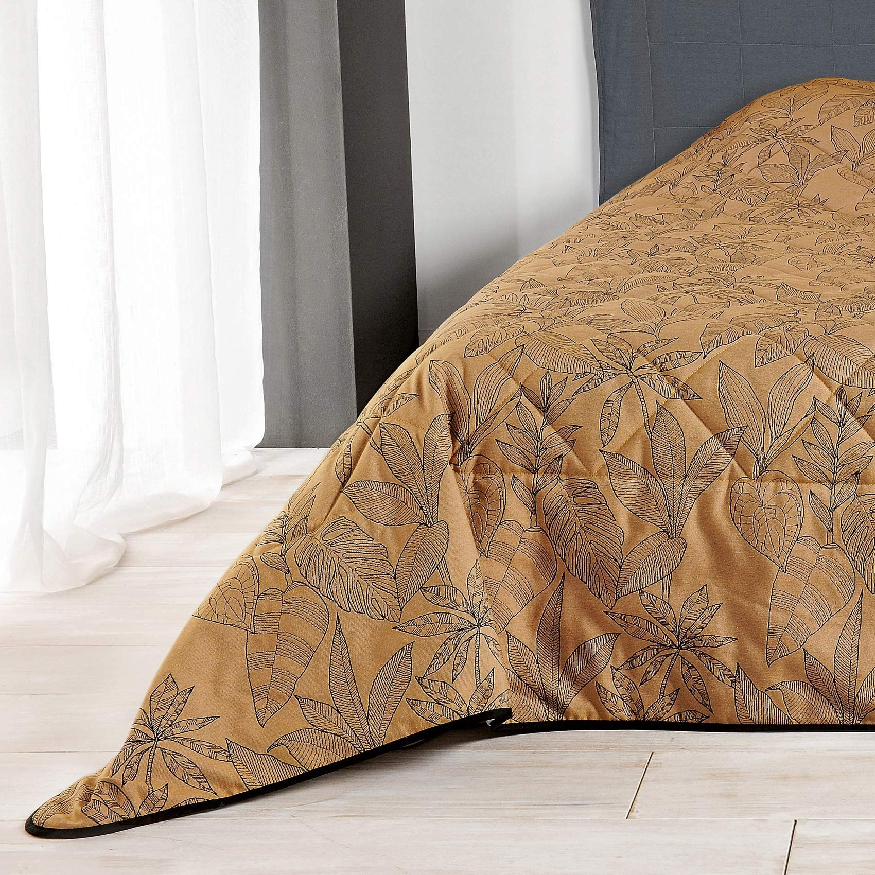 Jeté de lit aux feuilles stylisées - Cuivre