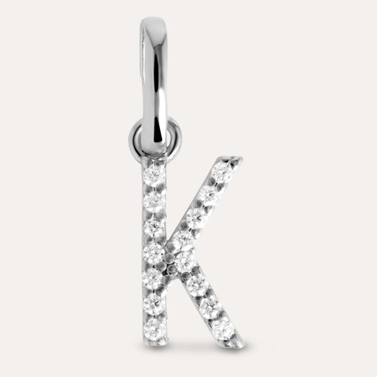 Charm Letter Spark in Argento