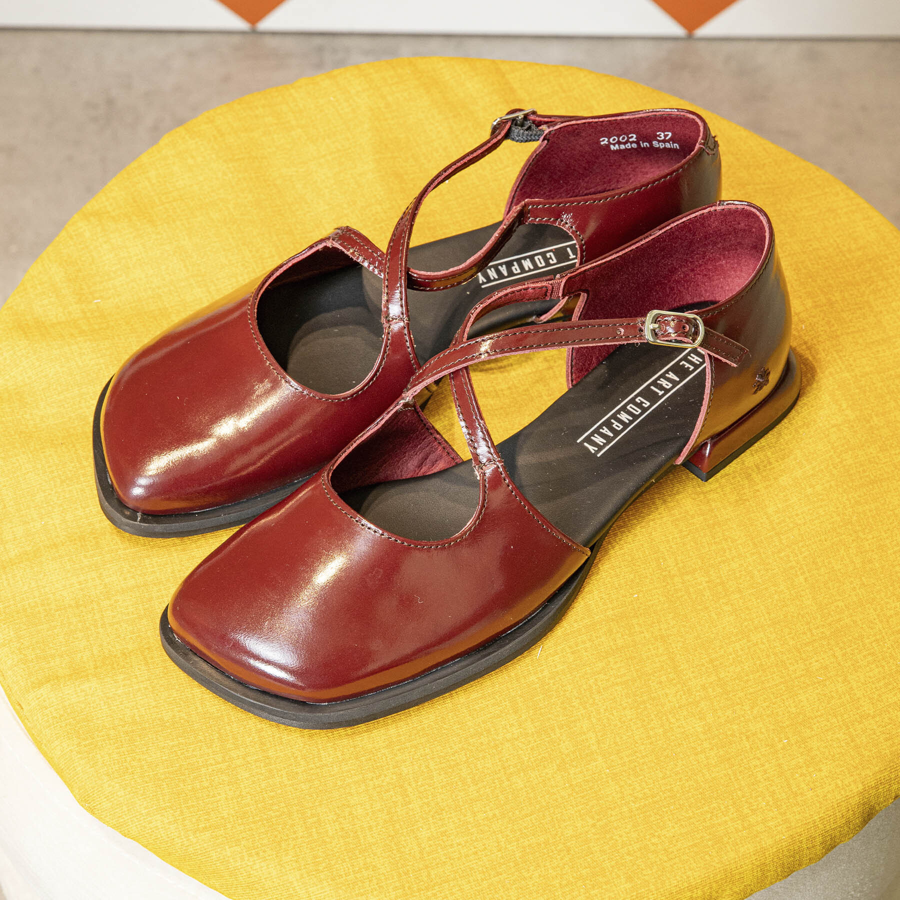 Zapatos 2002 NAPPA SHINNY BURDEOS / BERGAMO color Burdeos