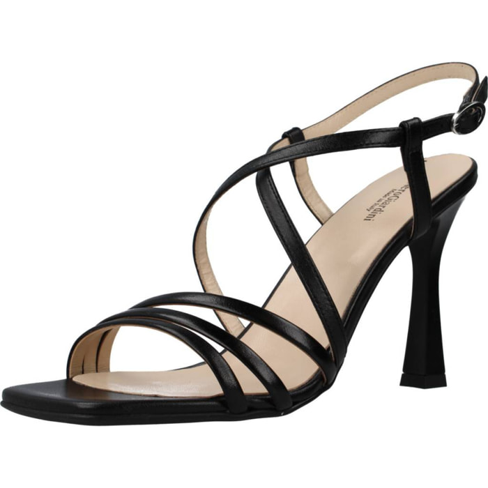 SANDALIAS NERO GIARDINI E307282DE