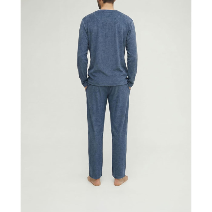Pijama hombre cuello pico