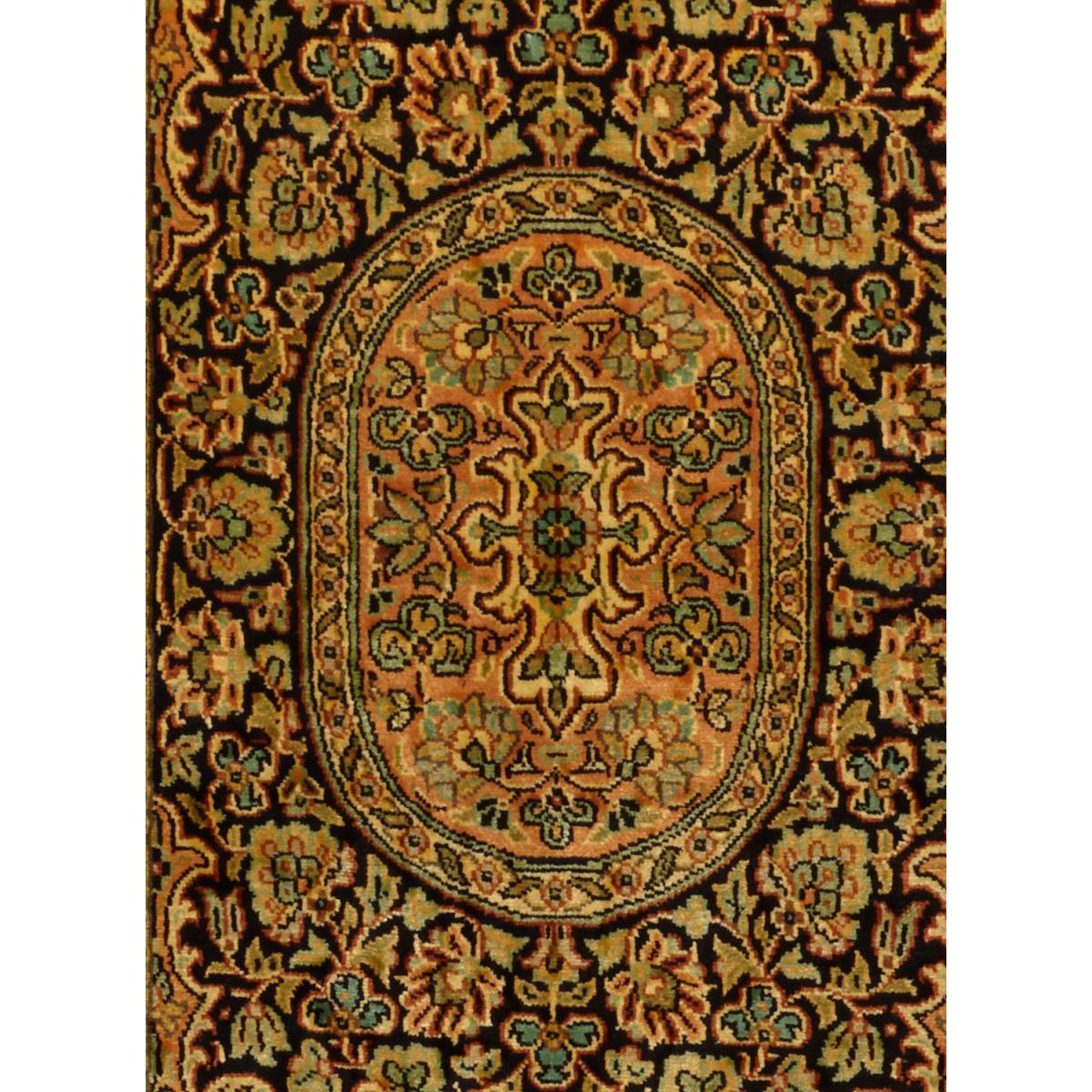 Authentique Tapis d'Orient fait main en rayonne NOVI